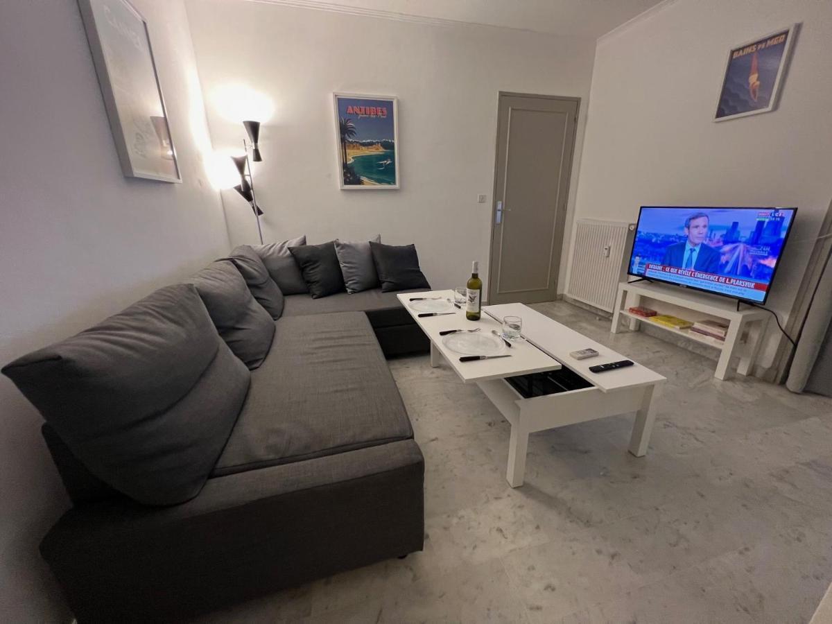 Seafront - Beautiful Flat With Aircon And Comfortable Loggia Vallauris Εξωτερικό φωτογραφία