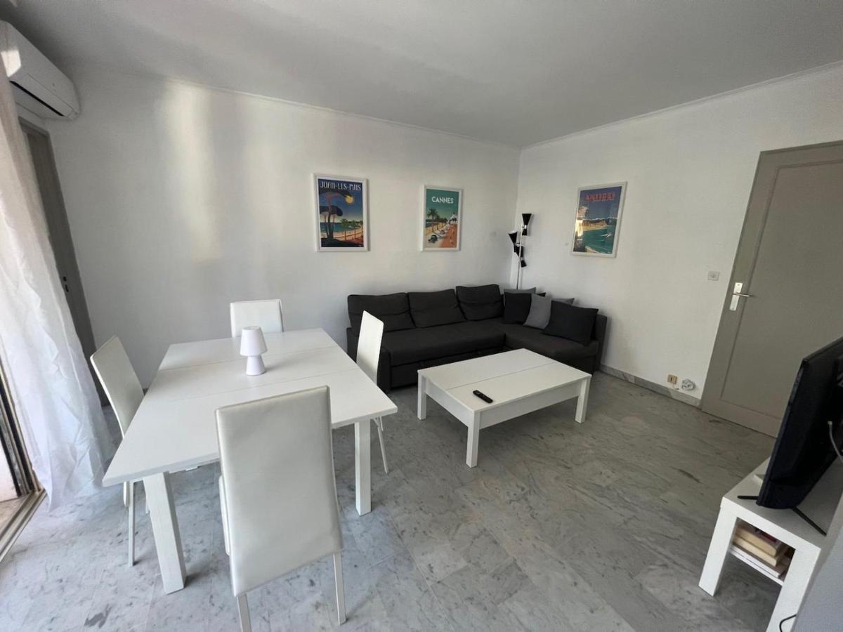 Seafront - Beautiful Flat With Aircon And Comfortable Loggia Vallauris Εξωτερικό φωτογραφία