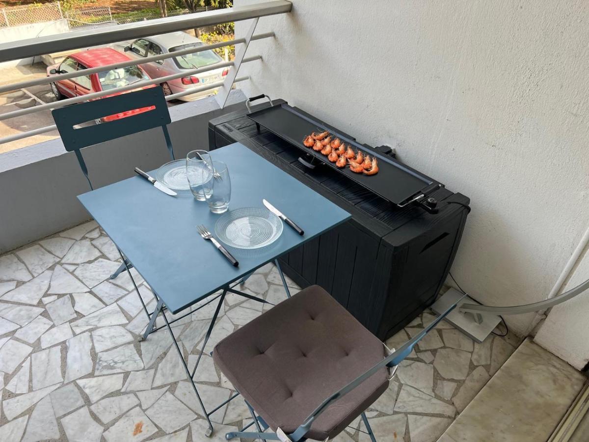 Seafront - Beautiful Flat With Aircon And Comfortable Loggia Vallauris Εξωτερικό φωτογραφία